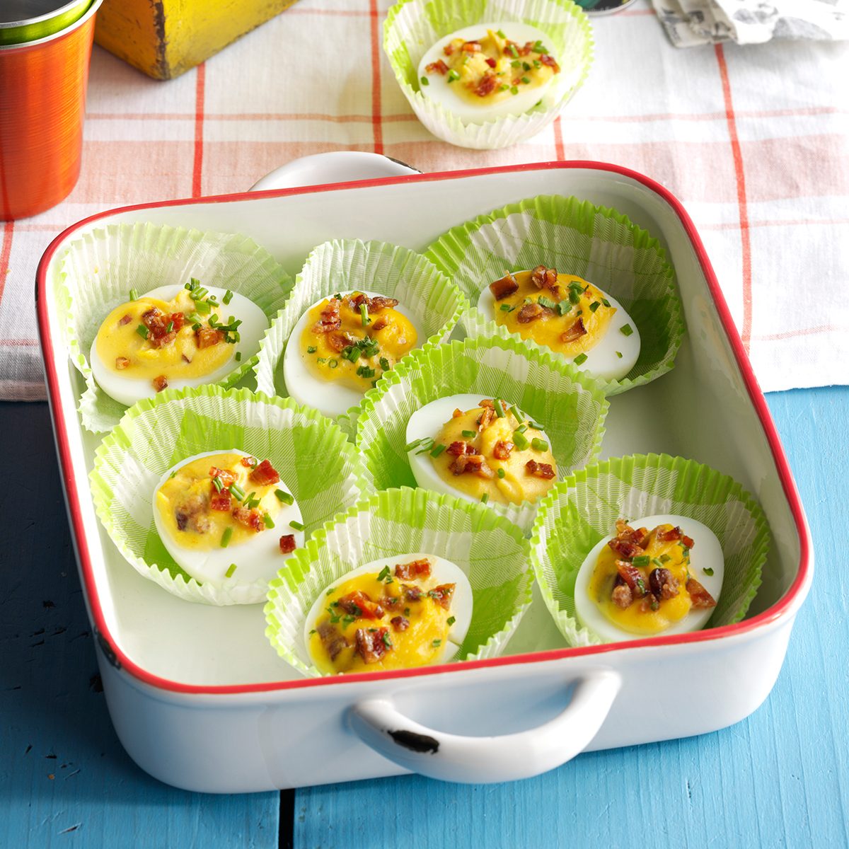 How to travel with hard-boiled eggs