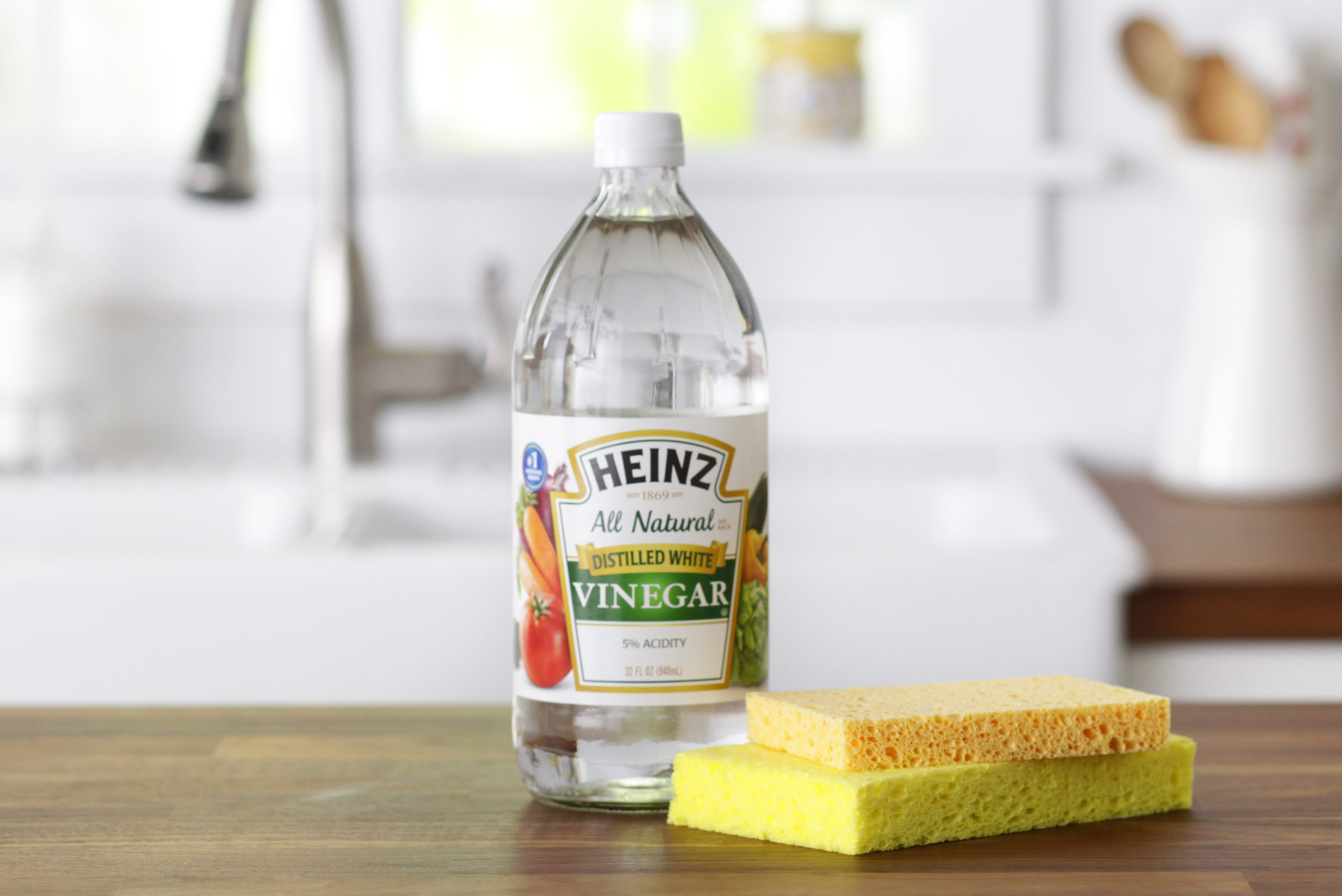 32 Things You Should Be Cleaning with Vinegar