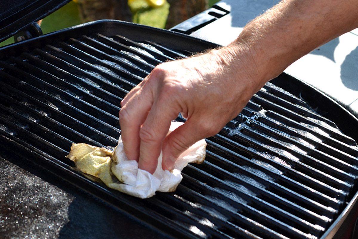 Cleaning the outdoor grill