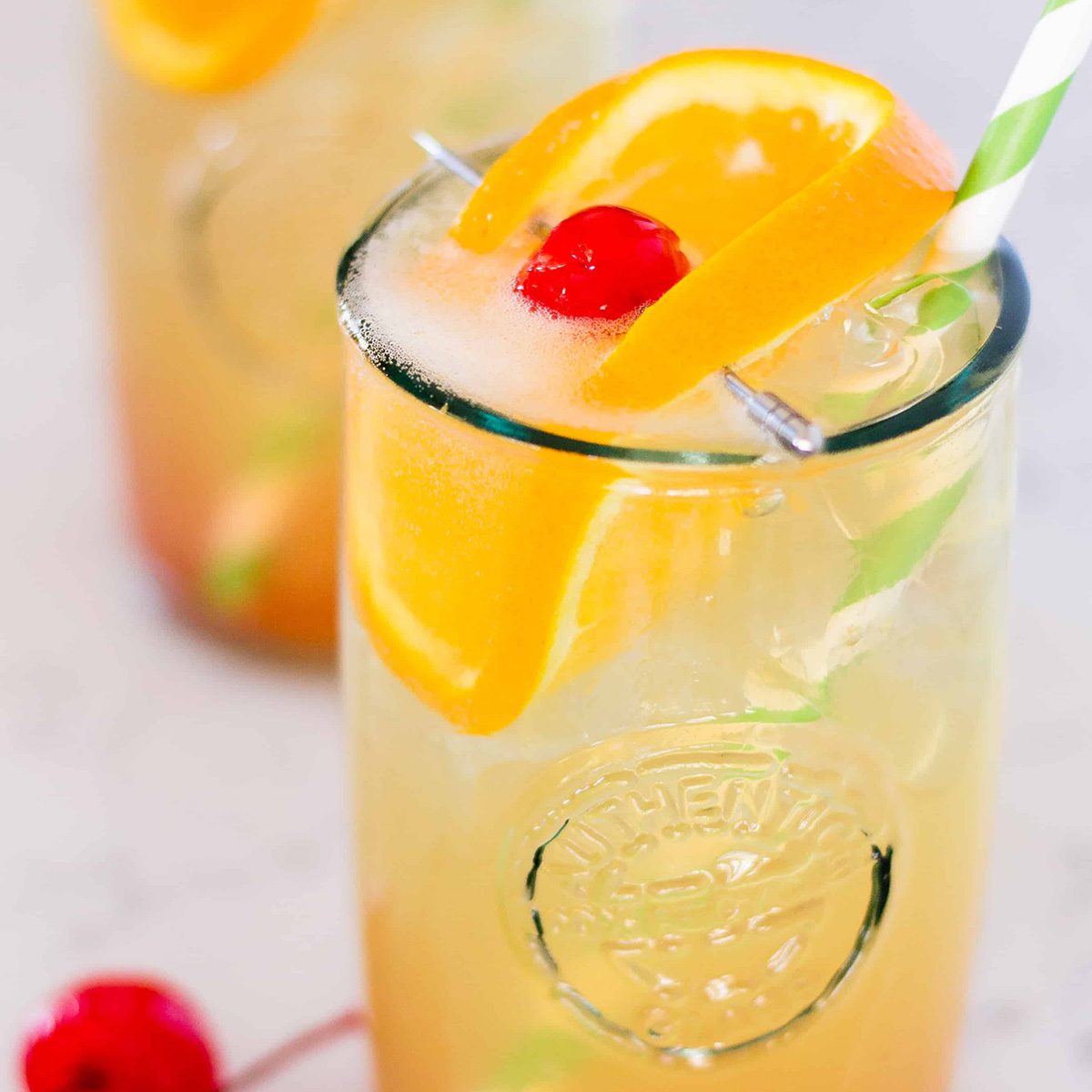 Sparking Amaretto Sour