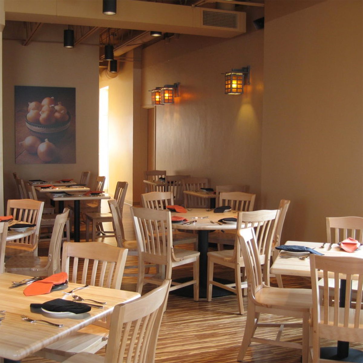 Best vegetarian restaurant in Wisconsin Cafe Manna