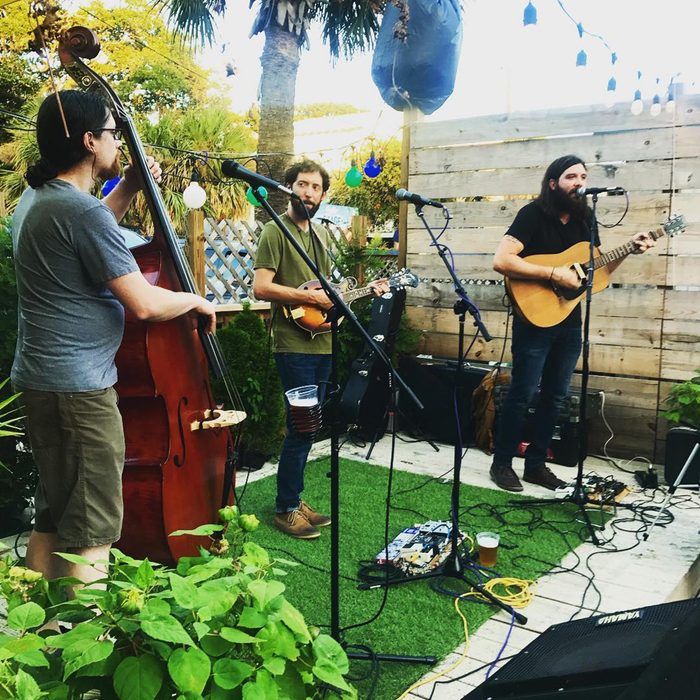 Best vegetarian and vegan restaurant in South Carolina Jack of Cups Saloon