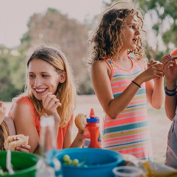 best picnic spot Fun At A Family Bbq Hero 679512680