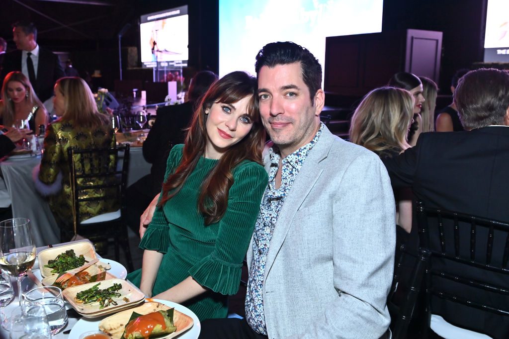 Zooey Deschanrl and Jonathan Scott