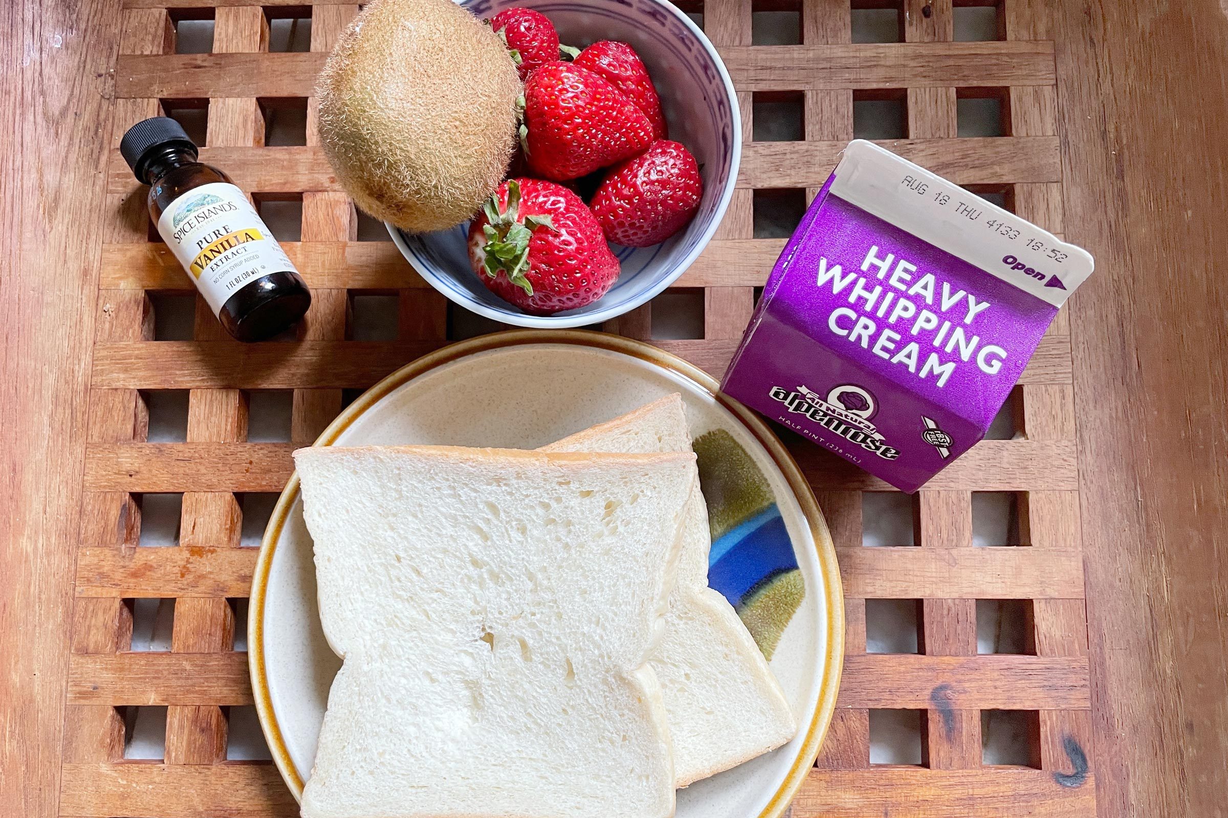 Japanese Fruit Sandwich Ingredients2 Megan Barrie For Toh Jvedit