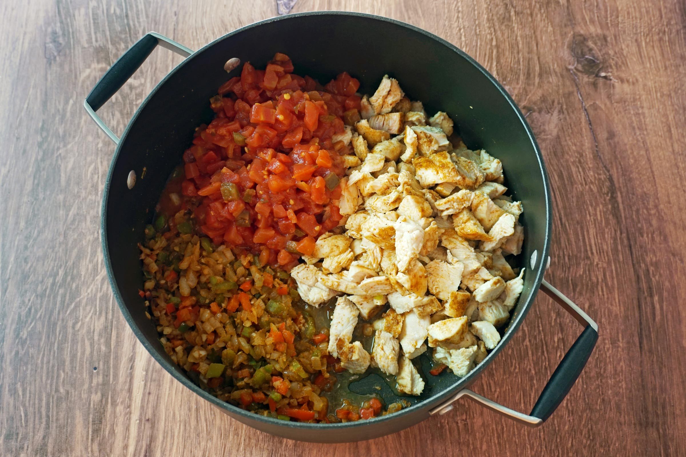 Pioneer Woman Tortilla Soup 111322 Toh 05 Lauren Habermehl Jvedit