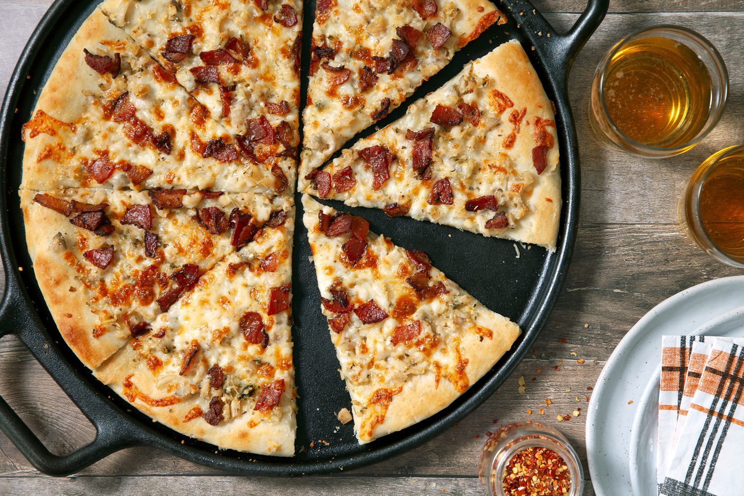 Overhead Clam Pizza Ft23 15646 Ec 110223 1 Tmb Studio