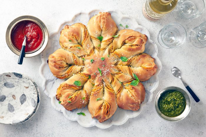 Pesto Star Bread with pesto and marinara