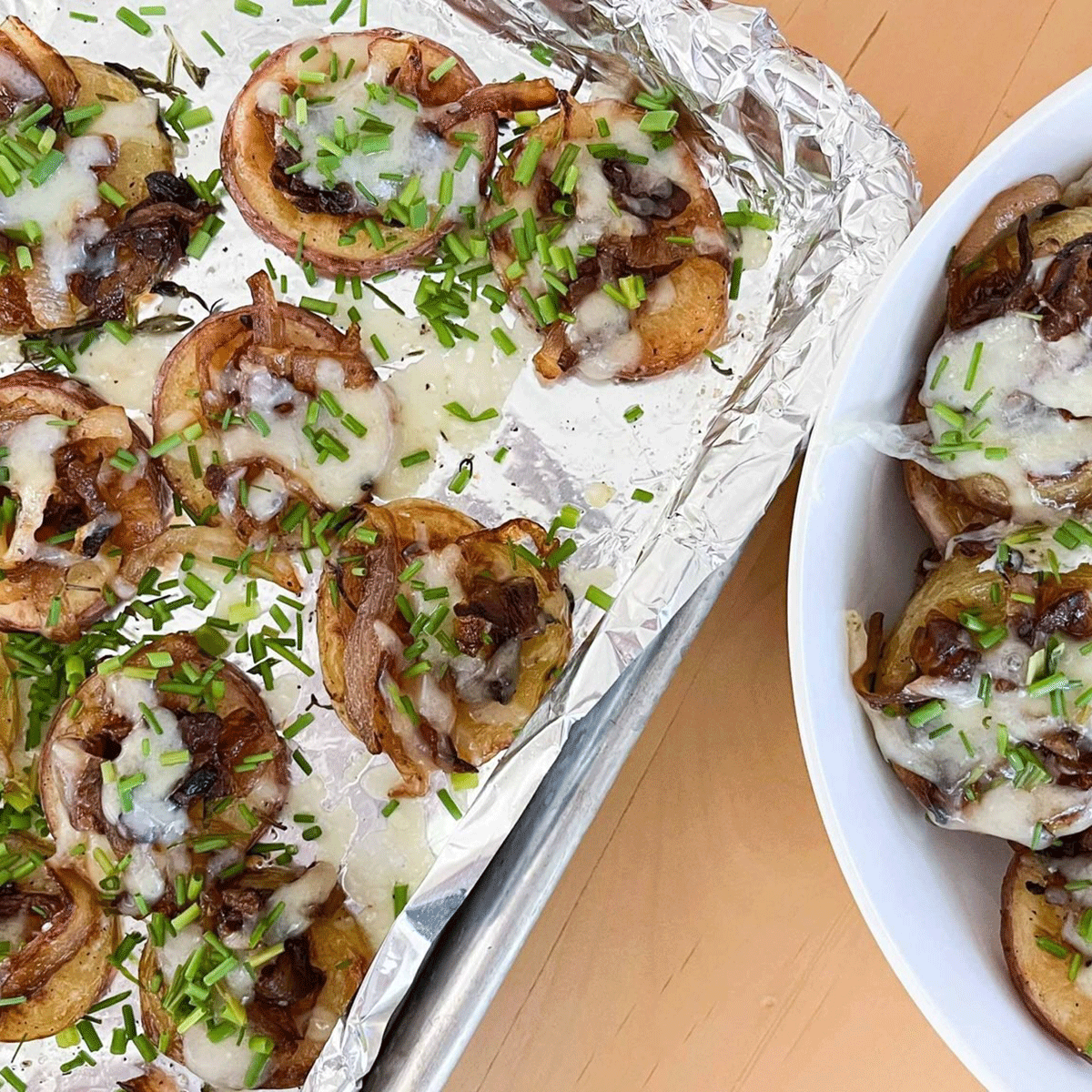 French Onion Soup Potatoes Overhead Social Mackenzie Schieck For Taste Of Home Ss Edit