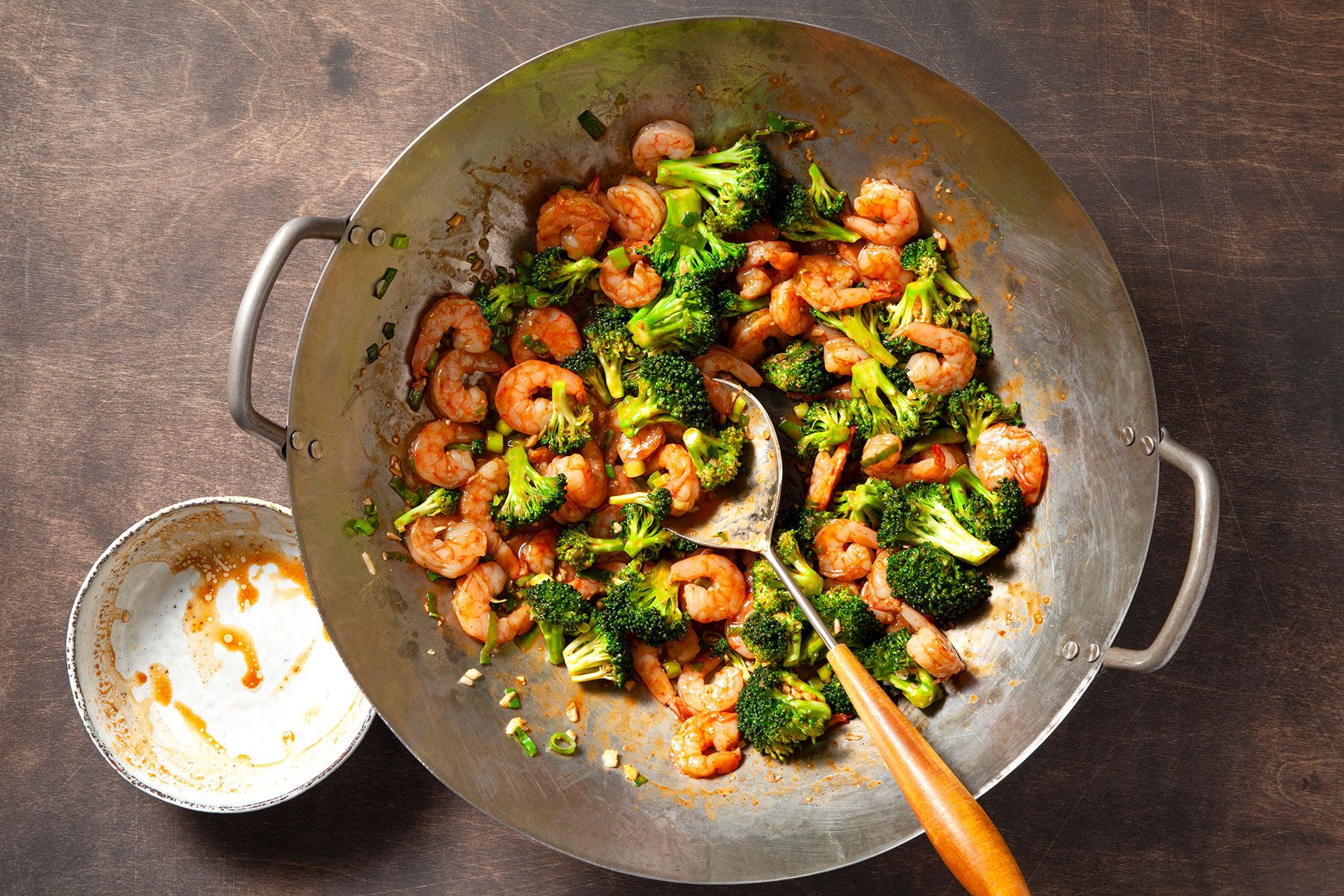 Cornstarch mixture added in the broccoli and shrimp mixture