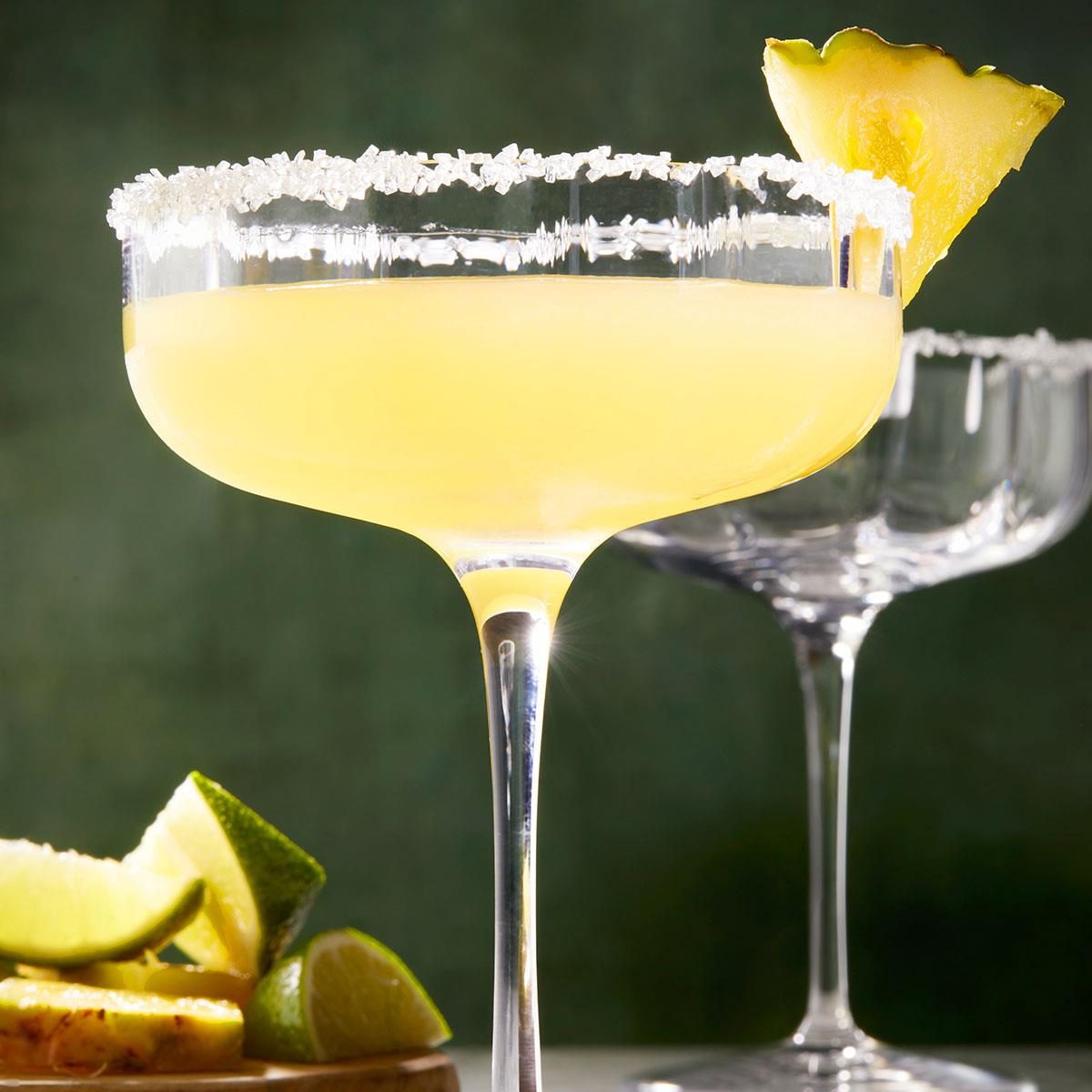 Easy Pineapple Margarita