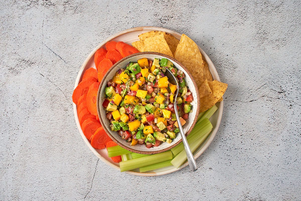 Serve with vegetables and chips.