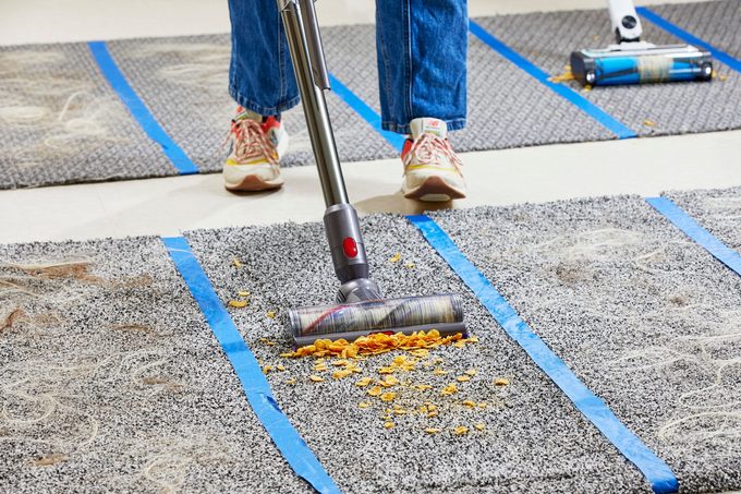 Dyson V12 Detect Slim cleaning cornflakes