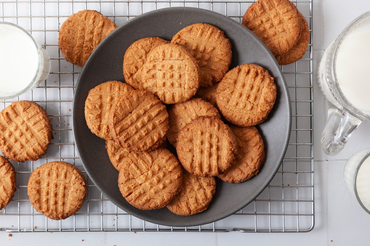 Three Ingredient Peanut Butter Cookies Tohd24 2733 Sarahtramonte 5