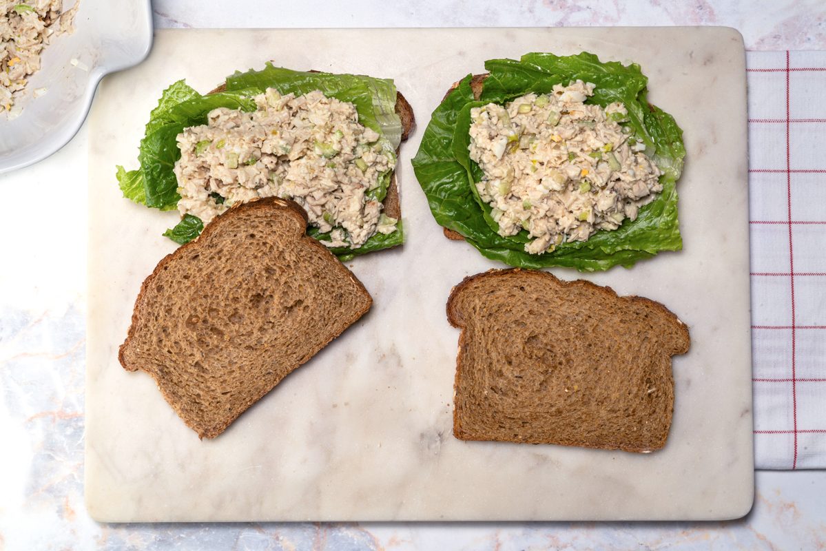 Building the chicken sandwiches