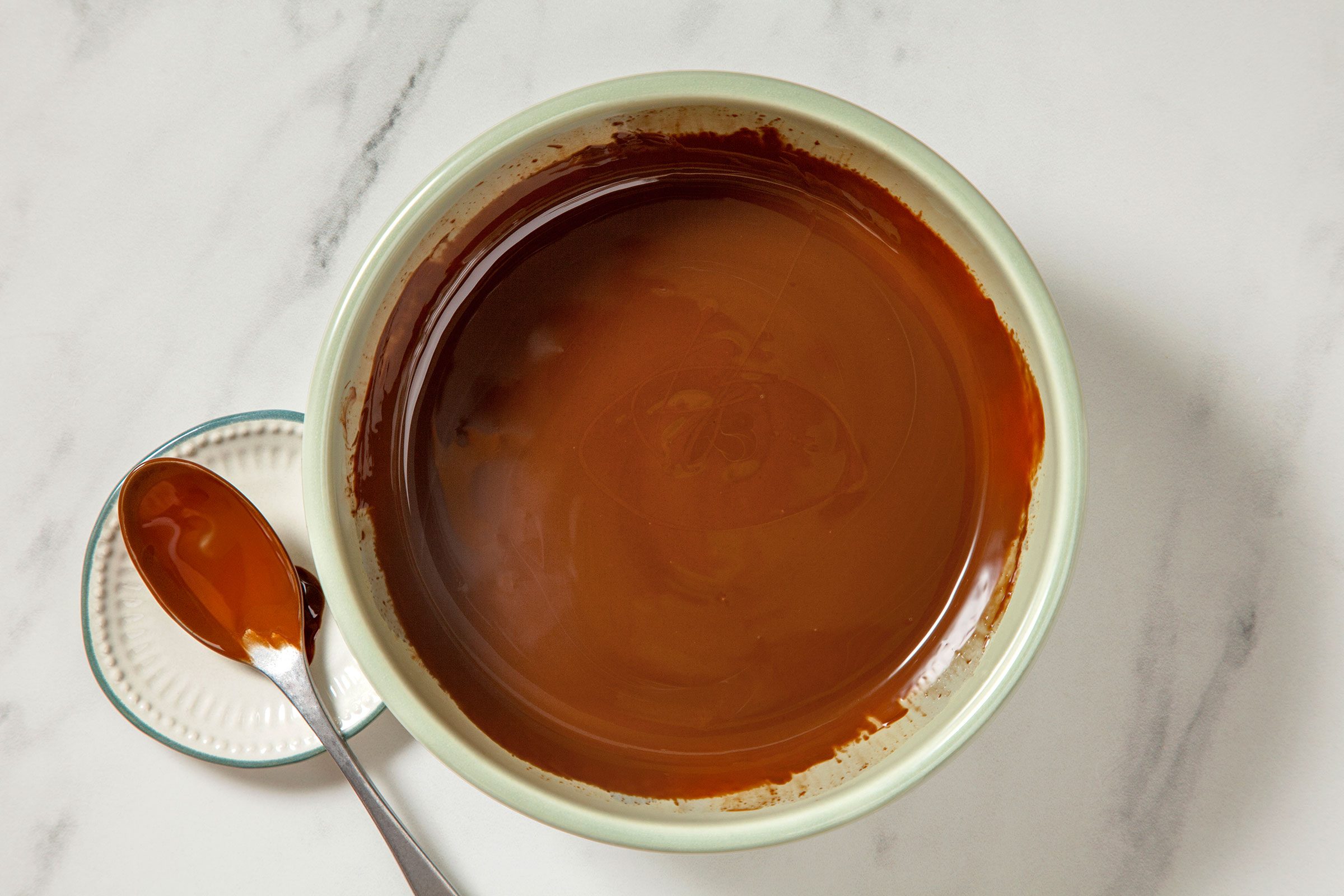 Chocolate and coconut oil mixture