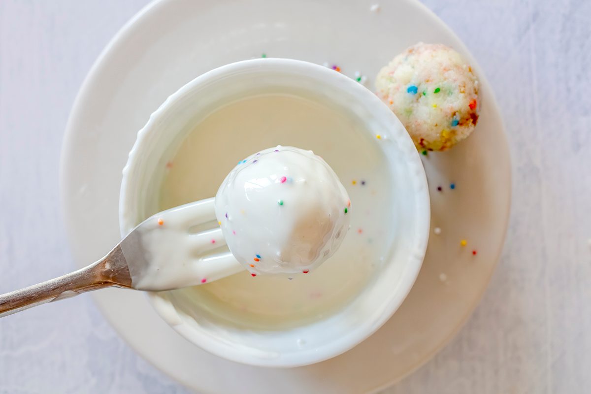 Funfetti Cake Balls Jackie Alpers Tohd24 81731 Jackiealpers 05