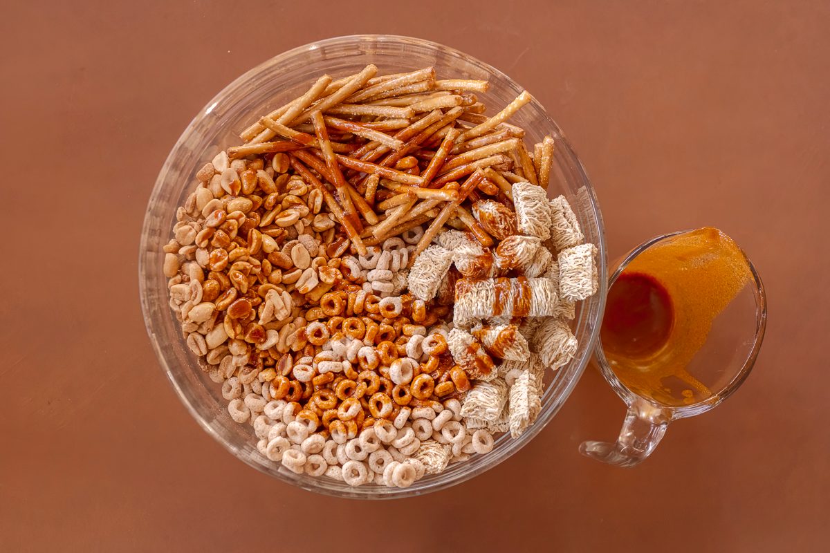 Nuts And Bolts Snack Mix Tohd24 5018 Jackiealpers 02