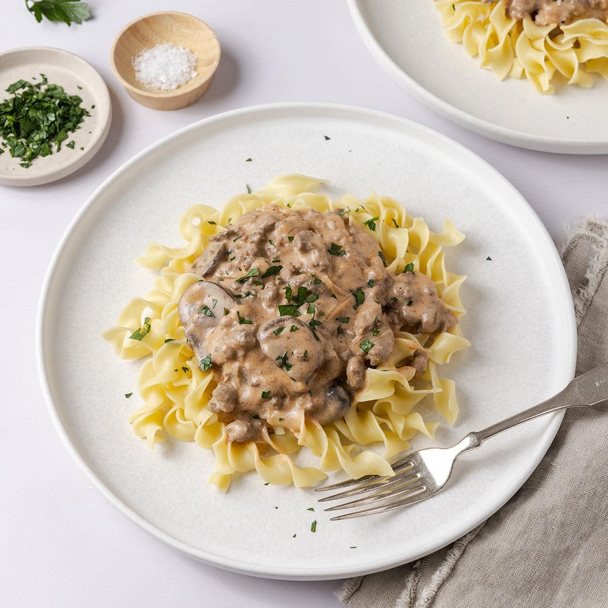 Easy Beef Stroganoff Exps Tohd24 39897 Leticiaalmeida 06