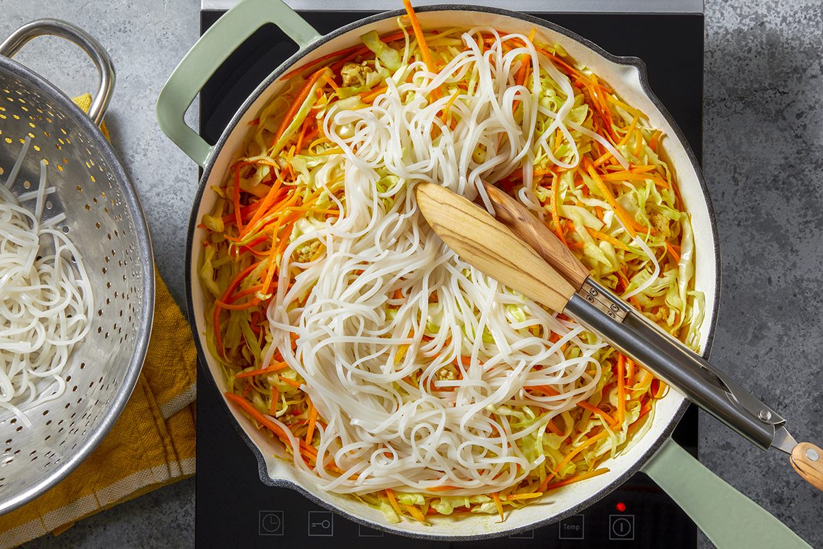 Egg Roll Noodle Bowl Ft24 191775 Ec 1217 3