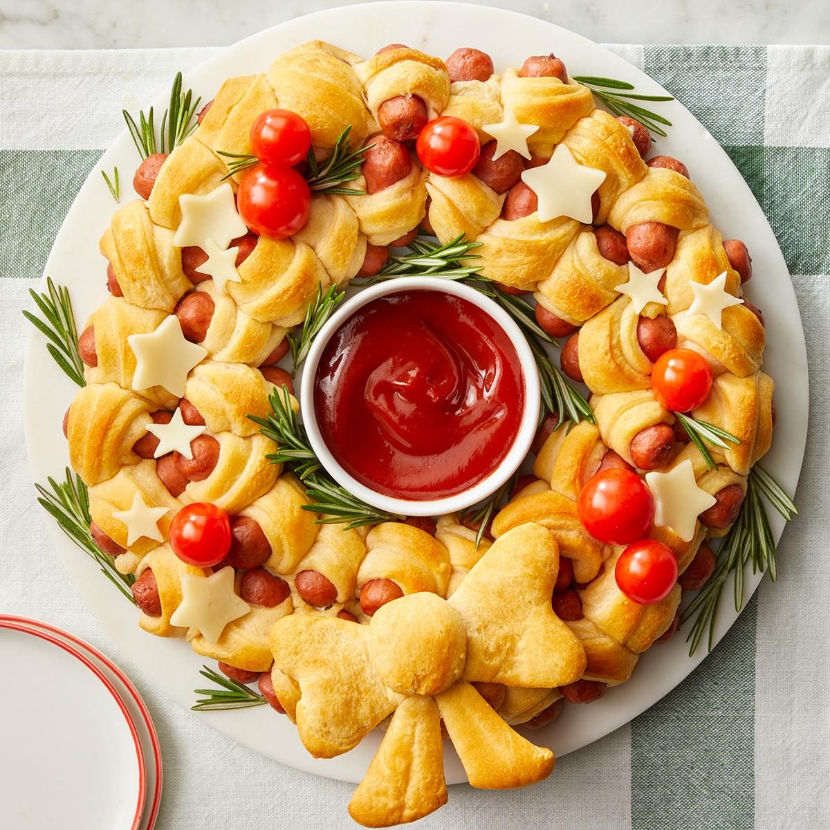 Pigs in a Blanket Wreath