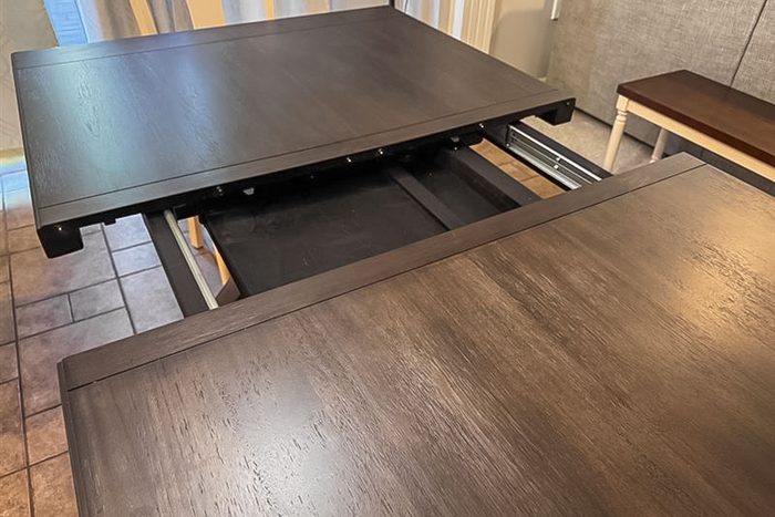 Danna Extendable Dining Table