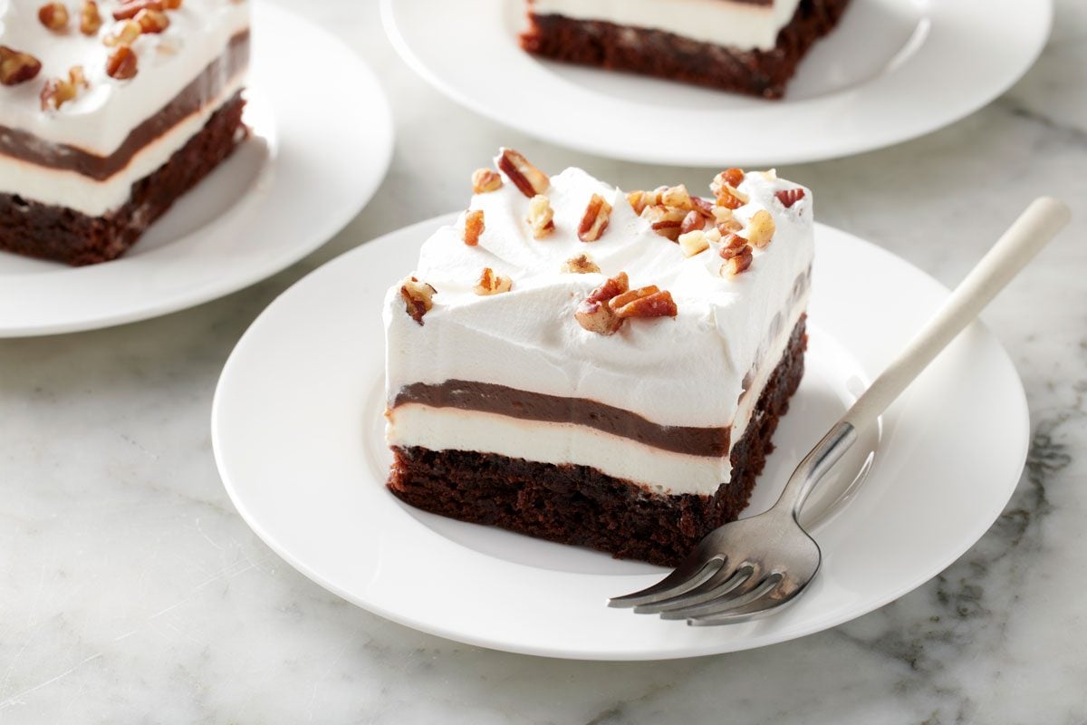 3/4 shot of Brownie Delight;