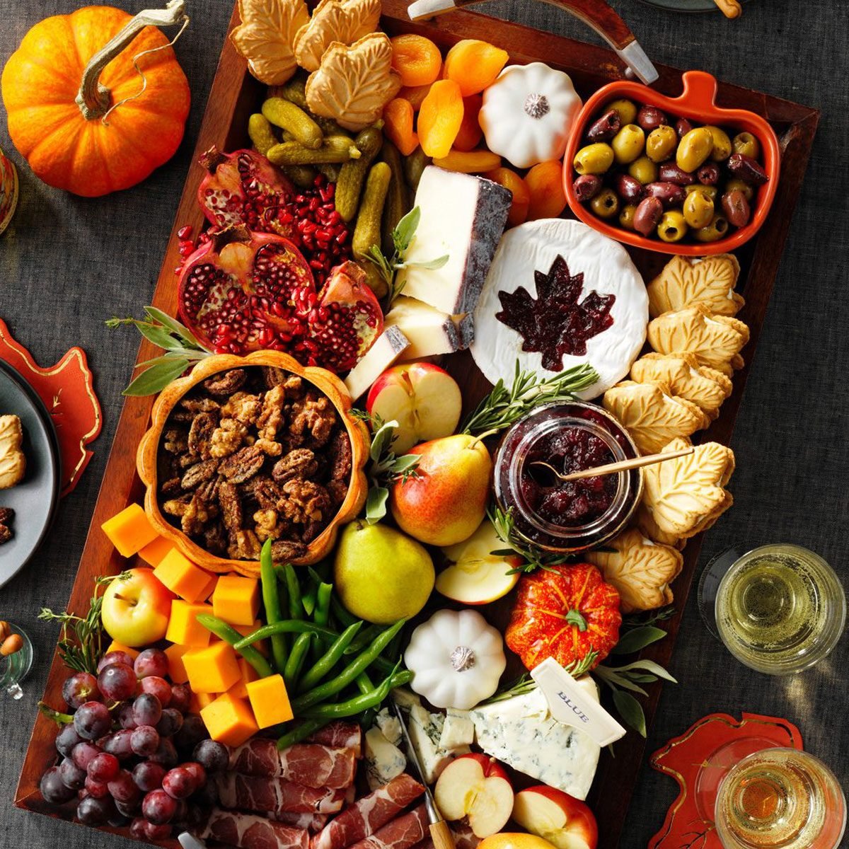 75 Easy Thanksgiving Appetizers to Enjoy Before the Feast