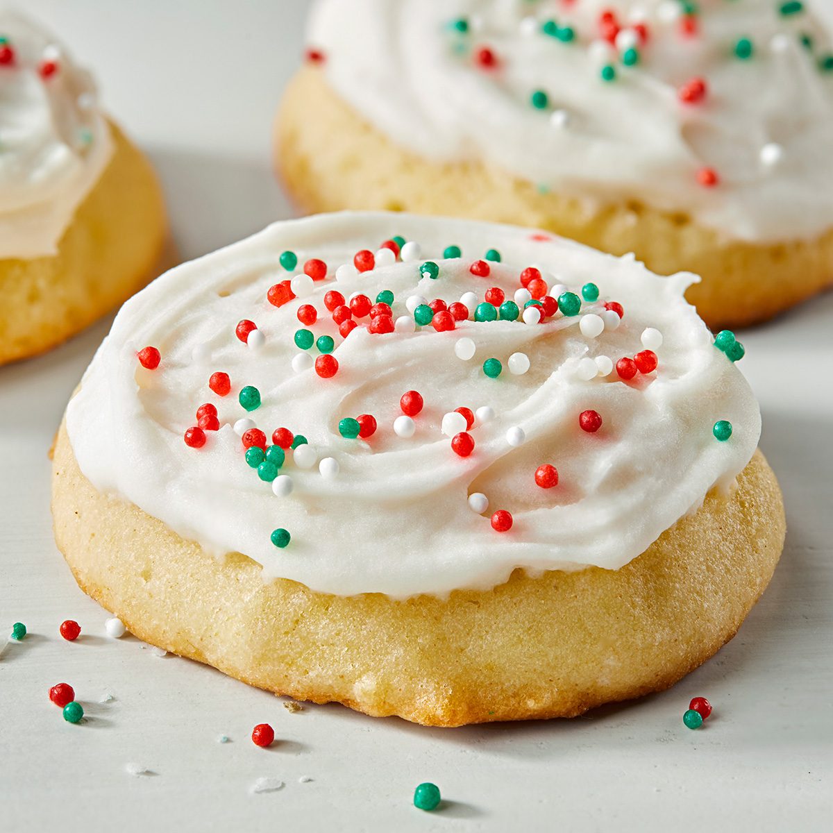 25 Nonna-Approved Italian Christmas Cookie Recipes