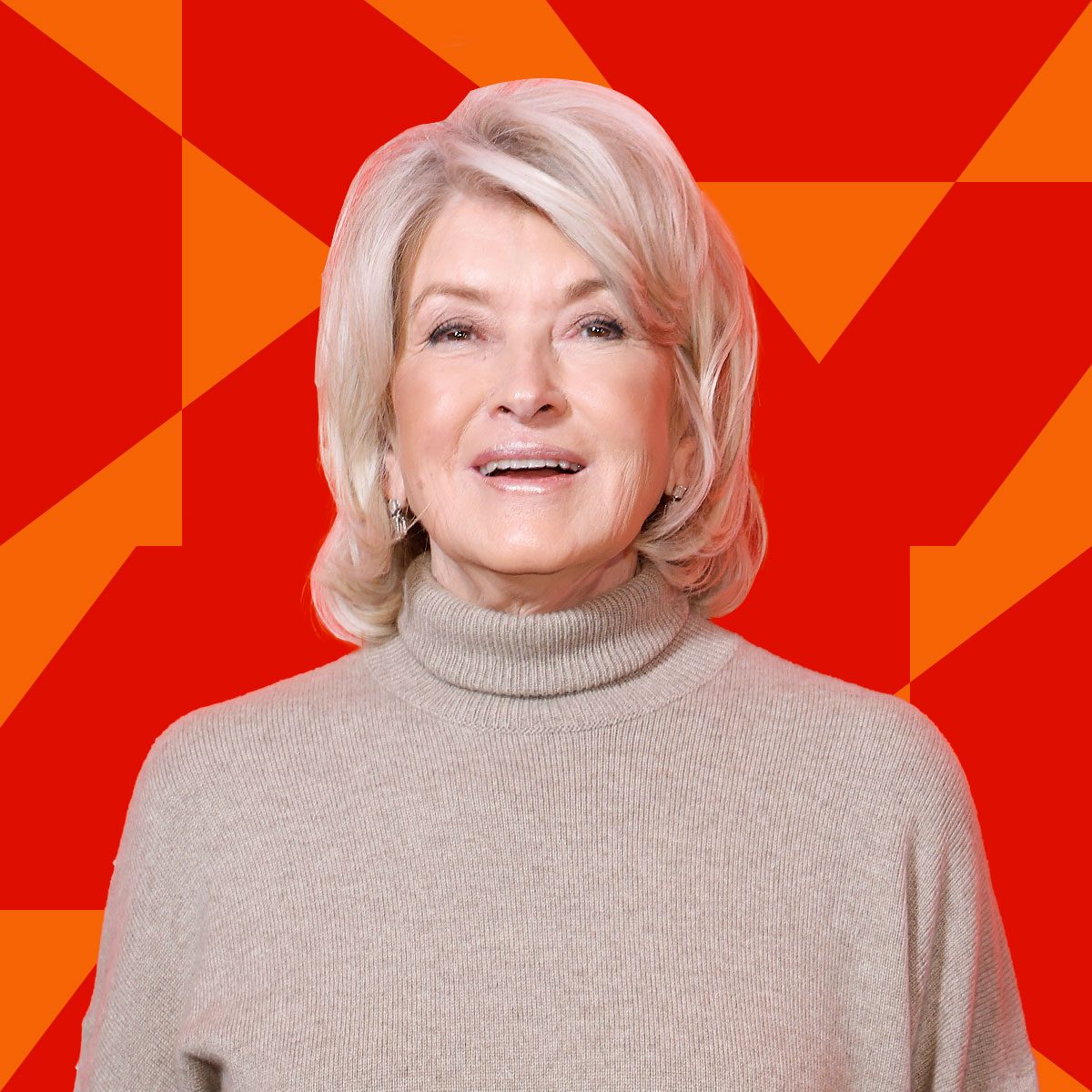 Martha Stewart Says This Is the Best Time for Thanksgiving Dinner