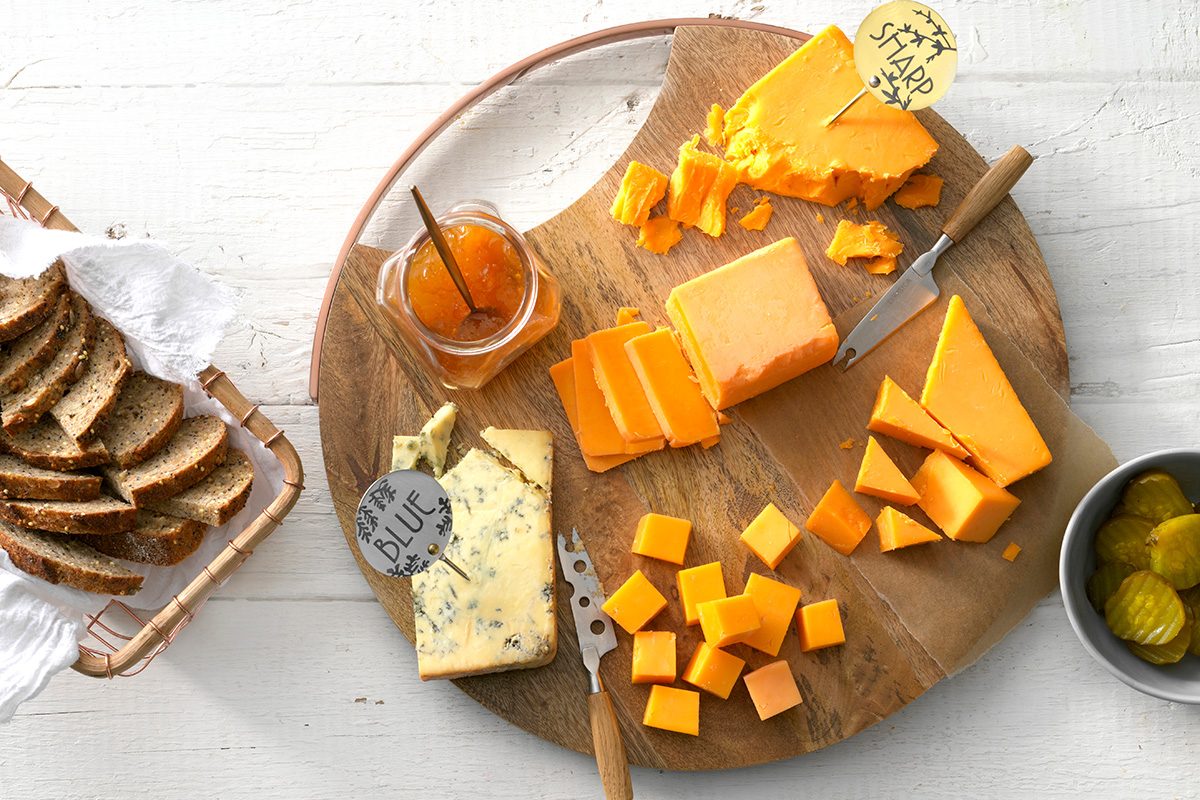 Simple Ways To Impress Your Guests This Holiday Season Chmz19 Pu4381 C10 30 2bc